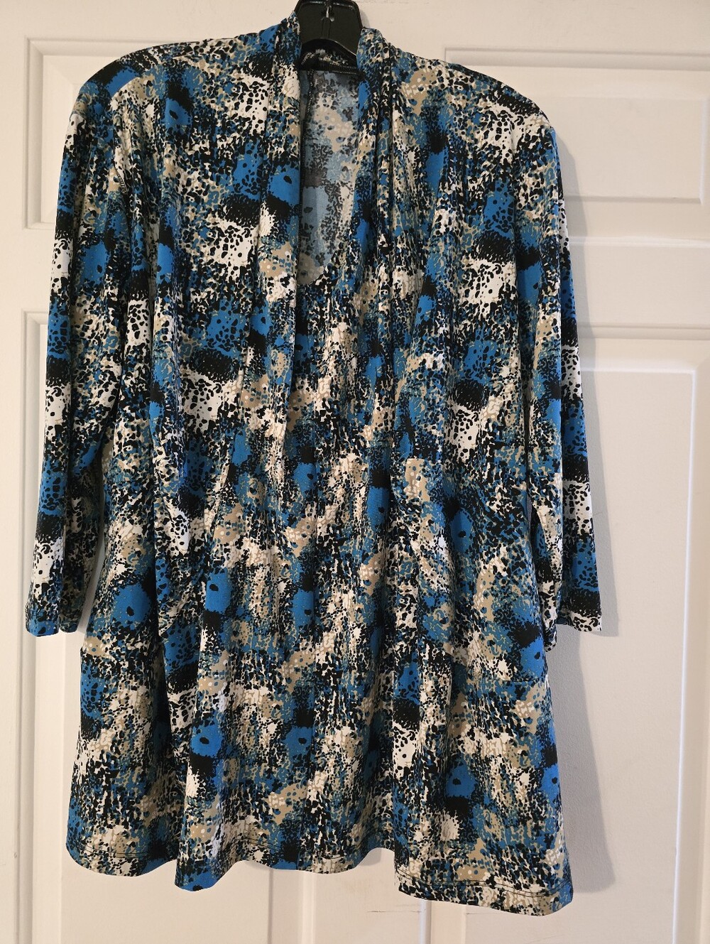 new directions Blue, Black & White Abstract Long Sleeve Dress